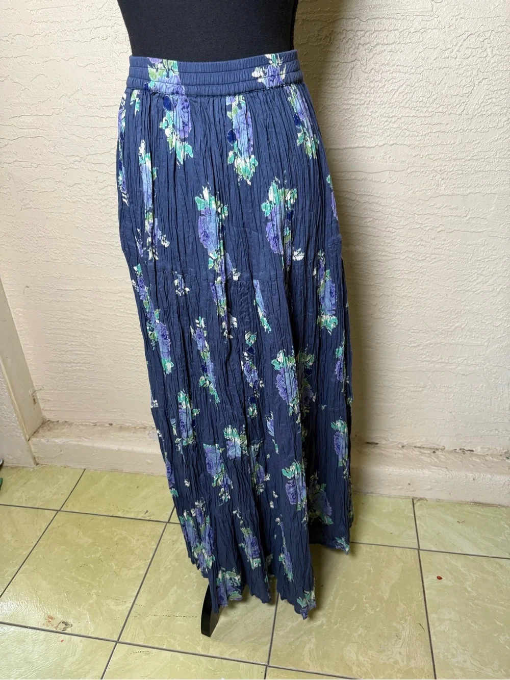 Denim &Co Blue Floral Crinkle Maxi Skirt Cottagecore Boho Prairie Romantic Small